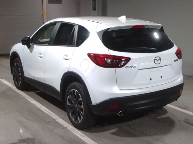 Mazda CX–5 2015 год, объем 2 л, 155 л.с.