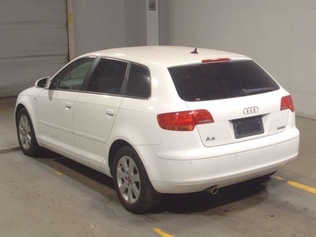 Audi A3, 1.6 л, 102 л.с